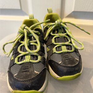 L.L.B Kids' Trail Model Hikers, Low boys shoes,Size 12 , green